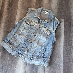 🌷 Denim Vest